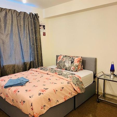 Modern 2Bed 2Bath Ground Floor Apartment Edinburgh Bagian luar foto